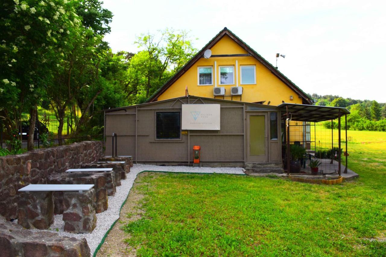 Pilikan Apartments - Park, Agroturism, Vineyard & Farm แชร์สเซกโตไม ภายนอก รูปภาพ