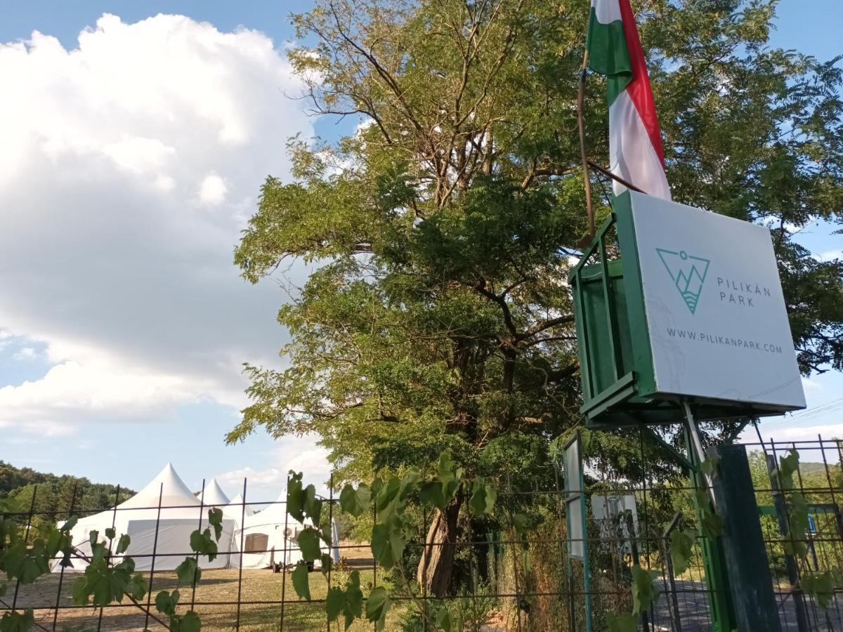 Pilikan Apartments - Park, Agroturism, Vineyard & Farm แชร์สเซกโตไม ภายนอก รูปภาพ